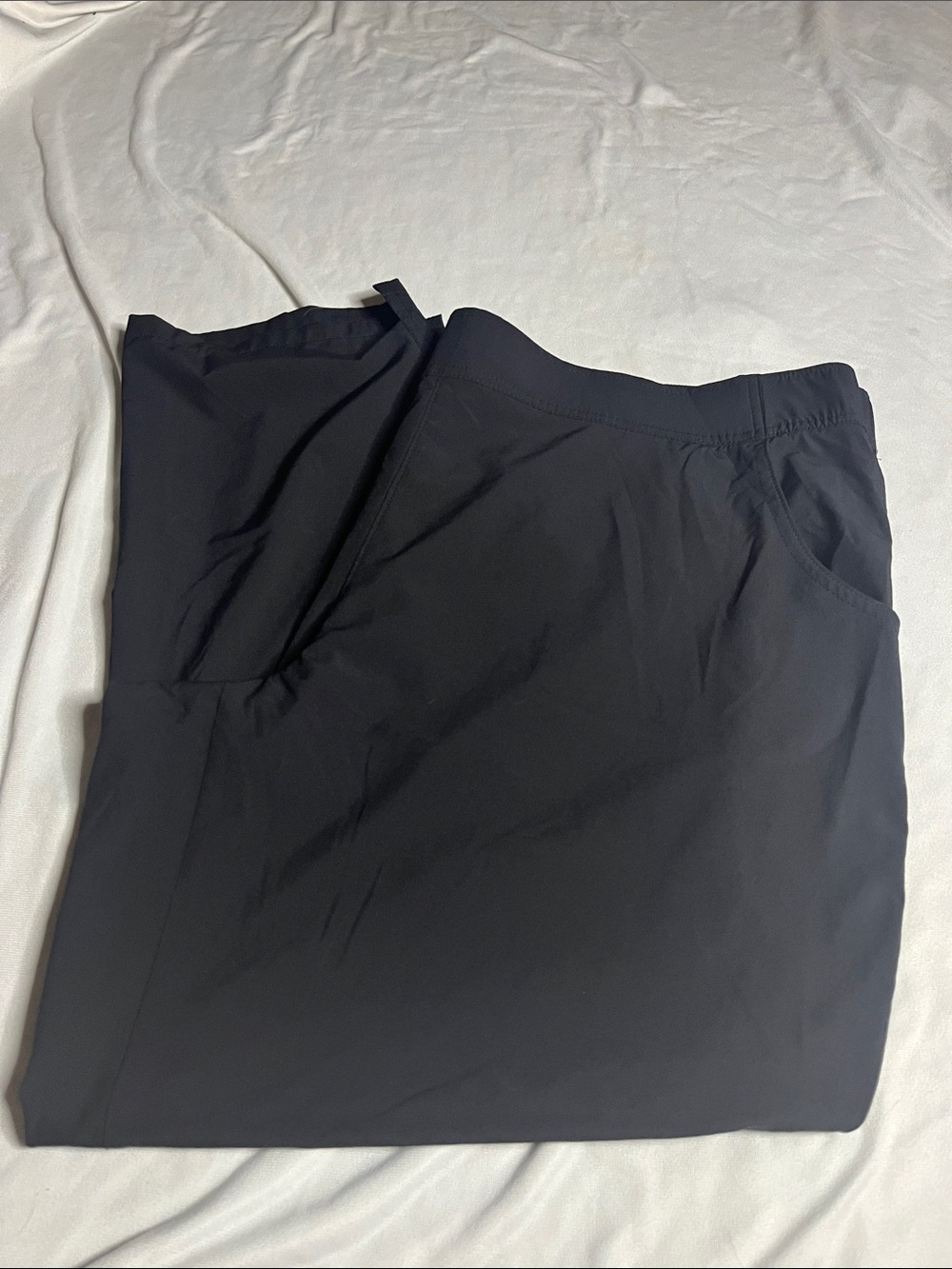 Eddie Bauer Traveler Ankle Pants